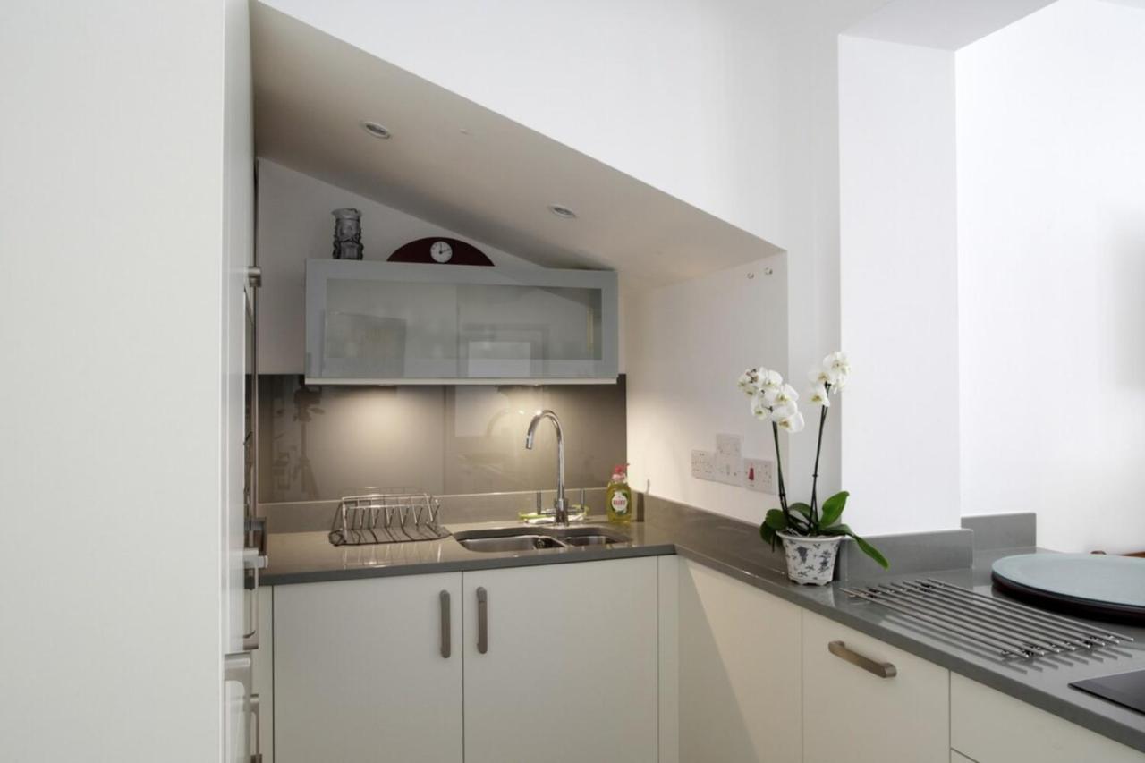 Quiet Ground Floor Mews Flat And Parking Apartment Единбург Екстериор снимка