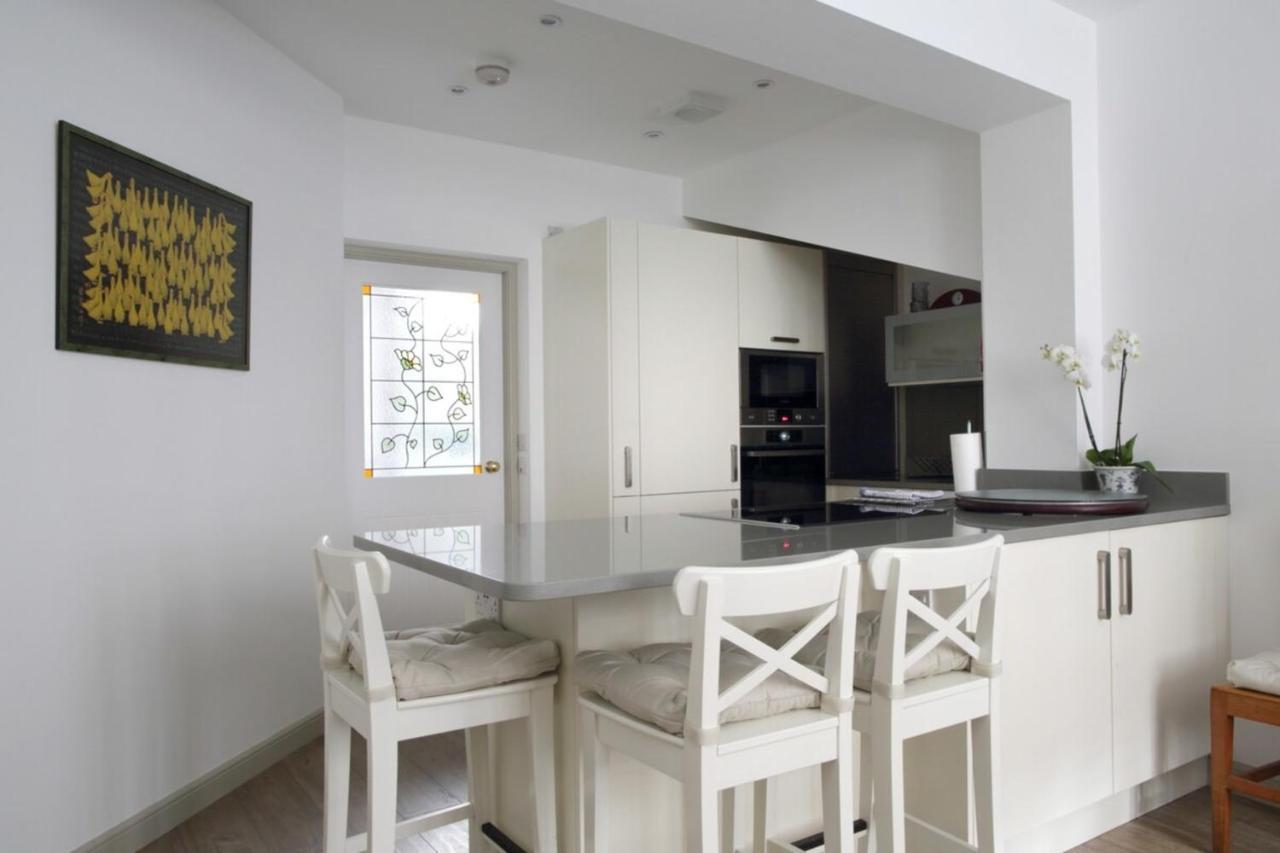 Quiet Ground Floor Mews Flat And Parking Apartment Единбург Екстериор снимка